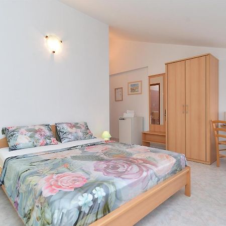 פאז'אנה Apartments Mira 1293 מראה חיצוני תמונה