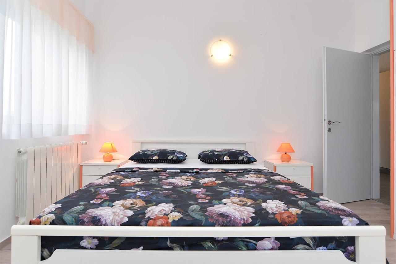 פאז'אנה Apartments Mira 1293 מראה חיצוני תמונה