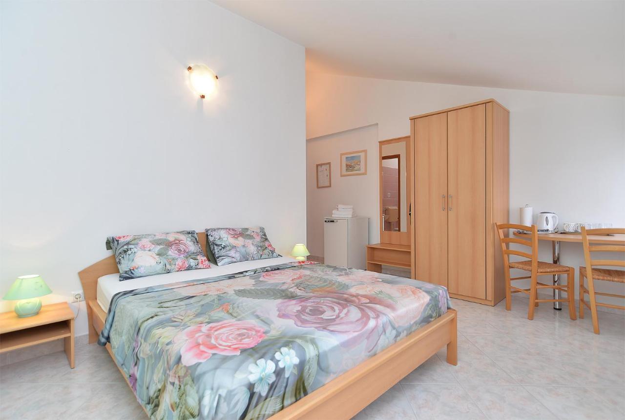 פאז'אנה Apartments Mira 1293 מראה חיצוני תמונה
