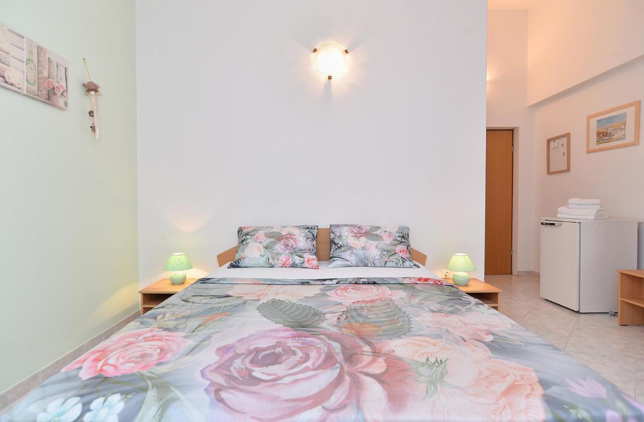 פאז'אנה Apartments Mira 1293 מראה חיצוני תמונה