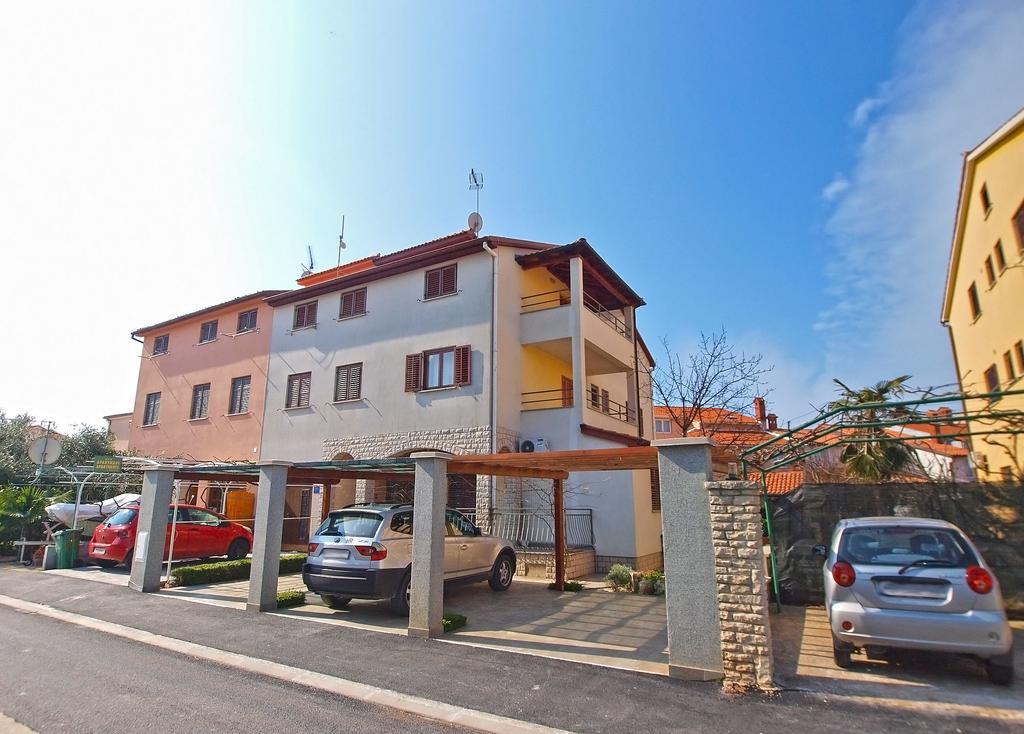 פאז'אנה Apartments Mira 1293 מראה חיצוני תמונה