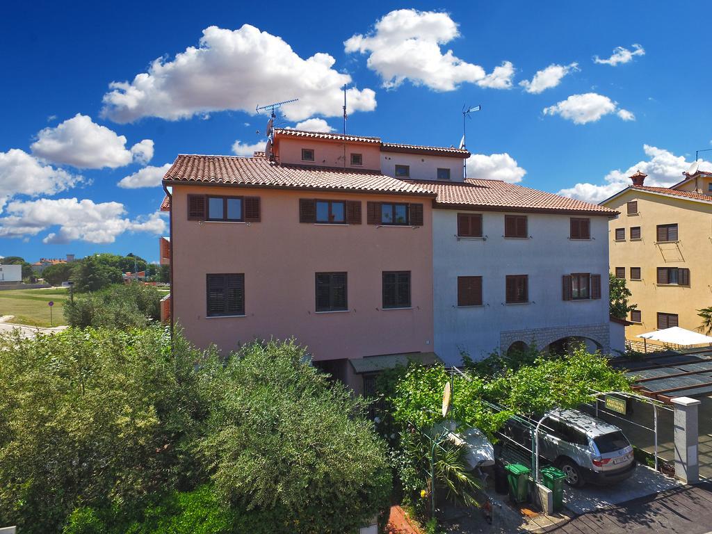 פאז'אנה Apartments Mira 1293 מראה חיצוני תמונה