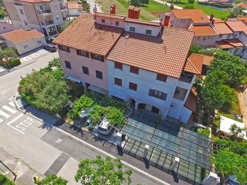 פאז'אנה Apartments Mira 1293 מראה חיצוני תמונה